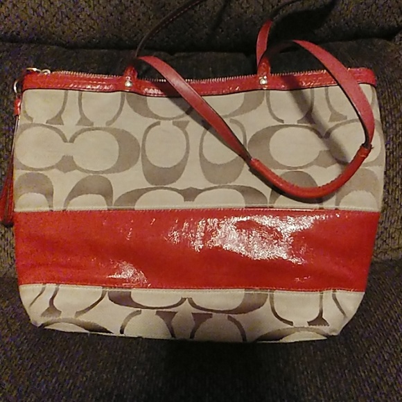 Coach purse - Picture 4 of 8